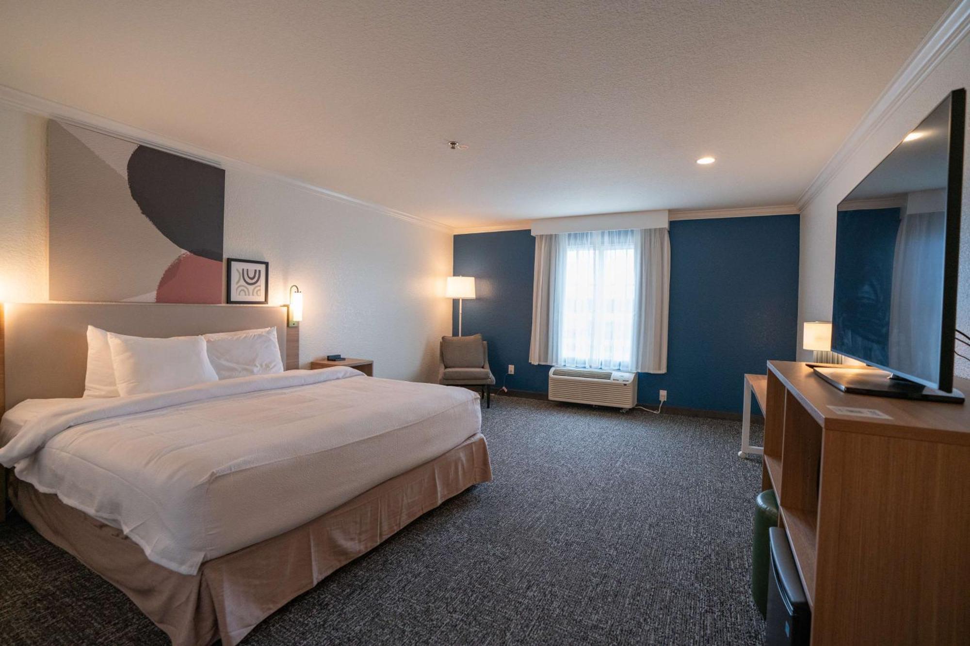 Spark By Hilton Brandon Exteriér fotografie
